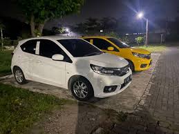 Mengapa Toyota Avanza Menjadi Mobil Rental Favorit di Semarang?