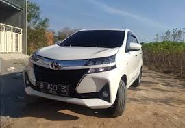 Keunggulan Jasa Rental Mobil Semarang Dibandingkan Moda Transportasi Lain