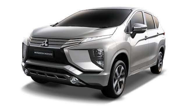 Rental Mobil Lepas Kunci atau dengan Sopir? Kenali Perbedaannya Sebelum Memilih